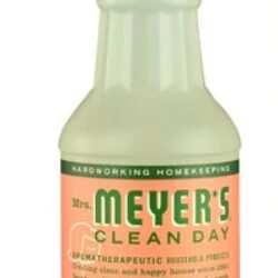 Limpador Multiuso Mrs. Meyer's Clean Day Gerânio - 473ml: Potência Natural para Sua Casa