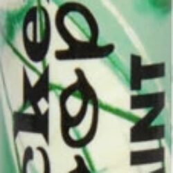 Protetor Labial Simone Chickenbone Chicken Poop™ Menta - 4.25g Hidratação e Bem-Estar