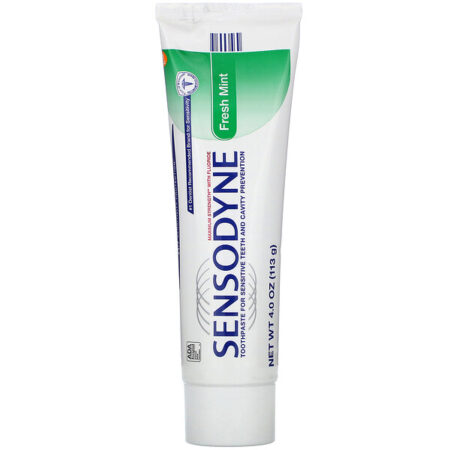 Sensodyne, Creme dental com flúor, menta refrescante, 113 g