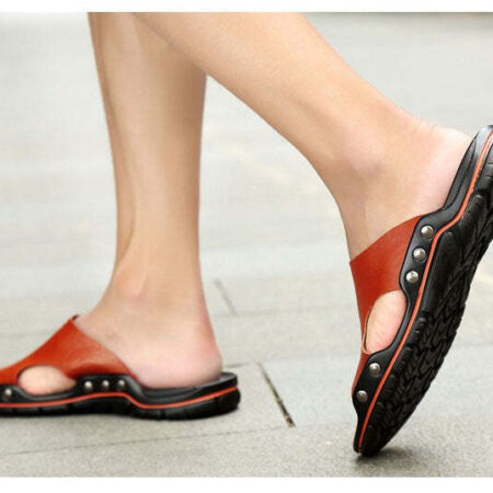 Chinelo de Couro Ortopédico com Sola Antiderrapante — foto 4
