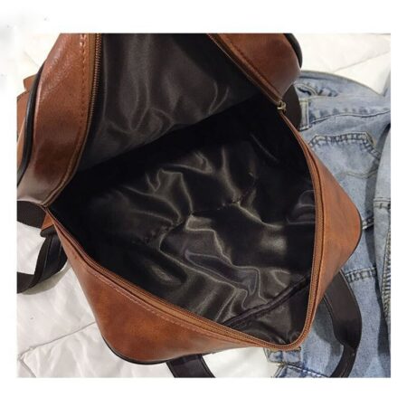 Bolsa Mochila Feminina Executiva Vintage com Fivelas - Imagem 6