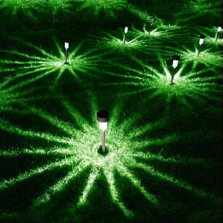 Luminária Para Jardim de Led Way Prata Led com Painel Solar - Imagem 3