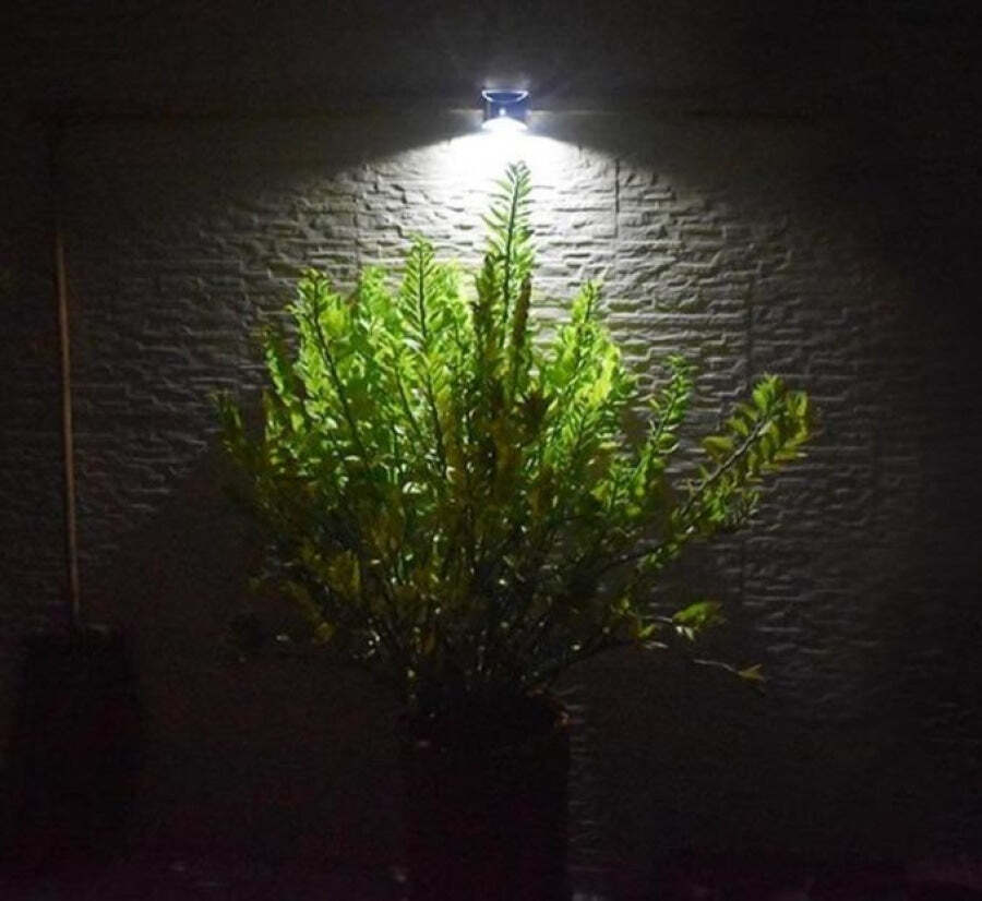 Luminária Para Jardim Wall Led com Painel Solar e Sensor de Movimento- 2 Unidades - Imagem 6