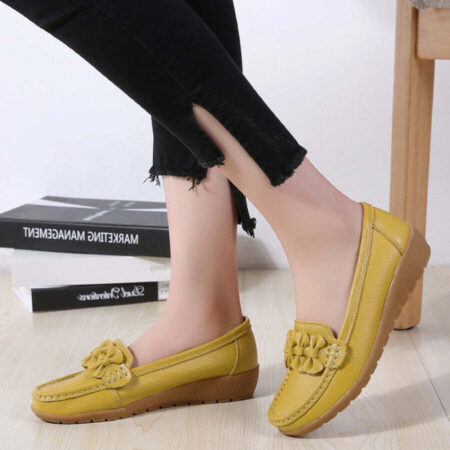 Mocassim Feminino de Couro Antiderrapante - Imagem 2