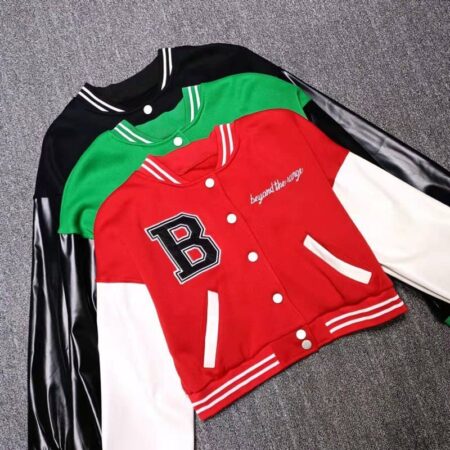 Jaqueta feminina Cropped Baseball - Imagem 17