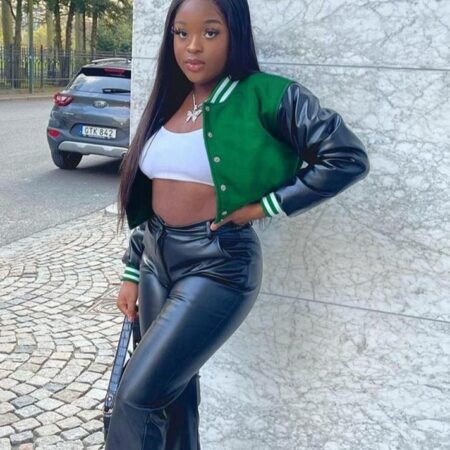 Jaqueta feminina Cropped Baseball - Imagem 11