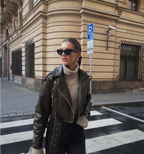 Jaqueta Feminina de Couro | VintageGlam - Imagem 2