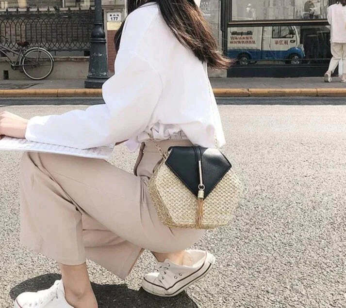 Bolsa Transversal de Palha Hexagonal - Imagem 2