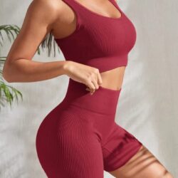 Conjunto de Treino Top e Short Feminino Fnac
