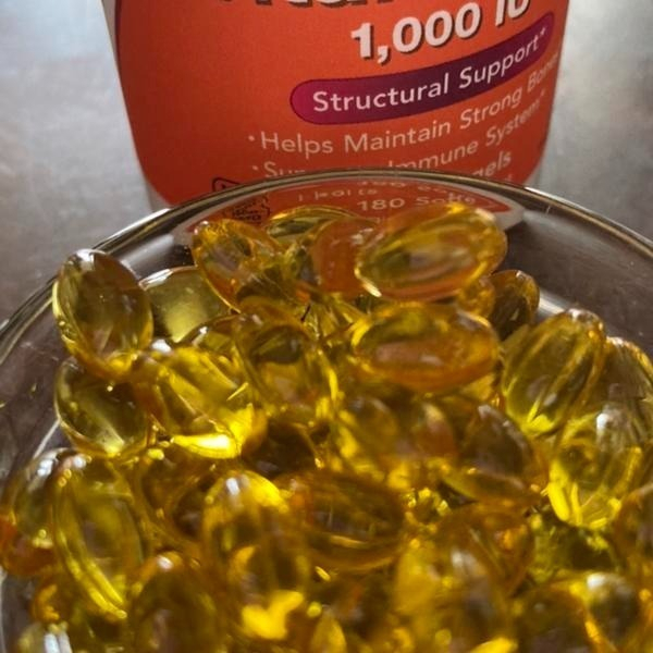 Vitamina D3 1000 Iu 25 Mcg 360 Caps Now Foods Sem Sabor - Imagem 3