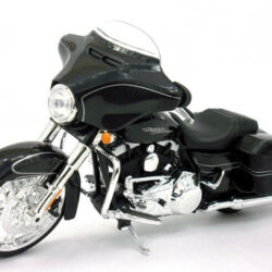 F Maisto Harley Davidson 2015 Street Glide Special 1/12 Bl