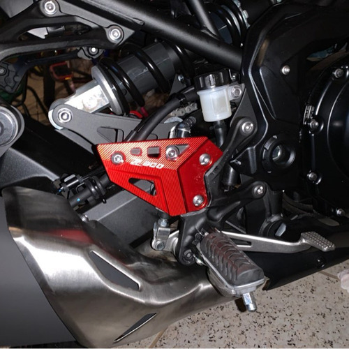 Montaje Del Reposapiés Proteção Del Talón Kawasaki Z900 - Imagem 11