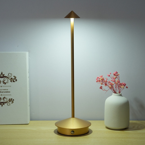 Lâmpada De Mesa Touch Couple Table Lamp Use - Imagem 2